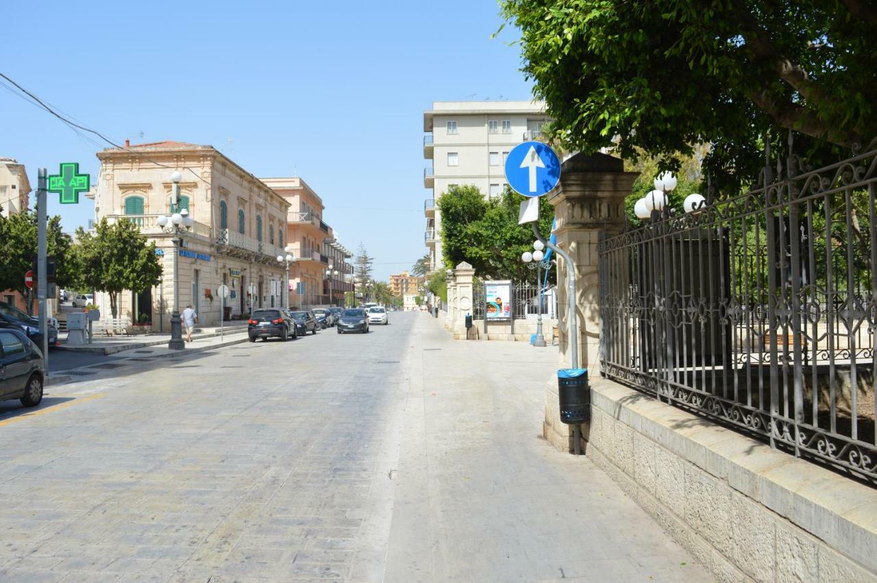 Recente Costruzione, Centrale, Tutti I Comfort بوزالو المظهر الخارجي الصورة